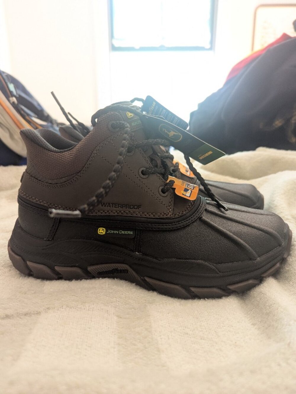 Skechers John Deere New in Box Boots - Respected Swamper size 7.5 Mens